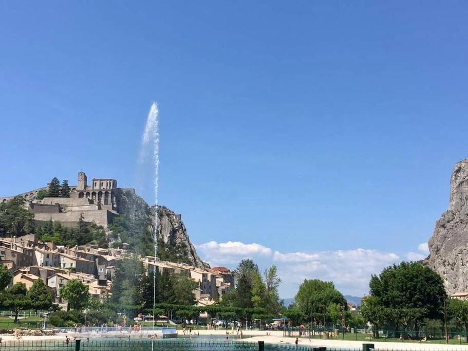 Gite De Charme Le Val Mellis Classe 3 Etoiles Dans La Douceur Provencale Vaumeilh 외부 사진